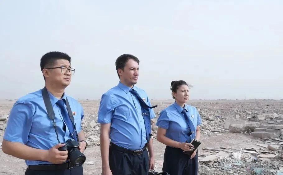 “白色污染”不再乱飞！新疆生产建设兵团第三师检察机关推动清理各类垃圾5万余吨 